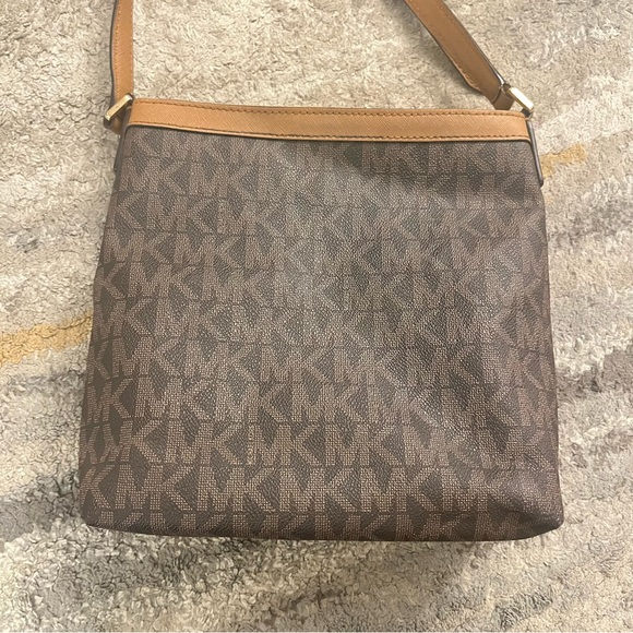 Michael Kors Tan and Brown Signature Crossbody Bag - Picture 7 of 14